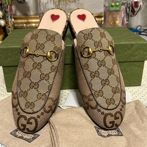 NIB GUCCI Canvas Signature logo   “Princetown” mules Size 38.5 - Picture 1 of 9